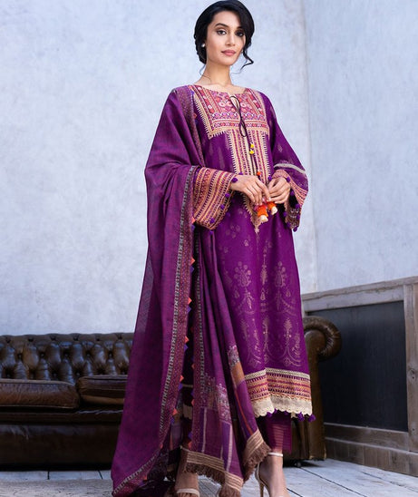 Sobia Nazir Autumn Winter`21 D#7-A