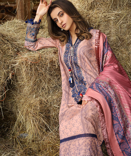 Sobia Nazir Autumn Winter'22 D#10 A