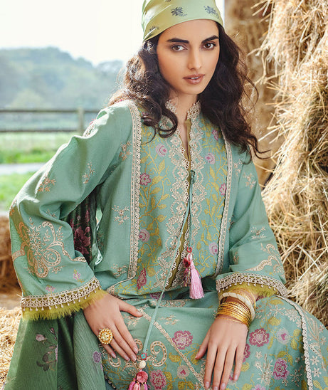 Sobia Nazir Autumn Winter'22 D#05 B