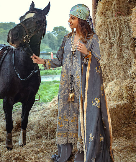 Sobia Nazir Autumn Winter'22 D#06 B