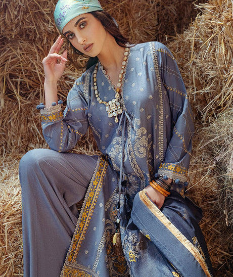 Sobia Nazir Autumn Winter'22 D#06 B