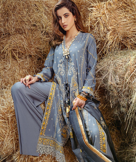 Sobia Nazir Autumn Winter'22 D#06 B