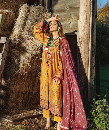 Sobia Nazir Autumn Winter'22 D#02 B