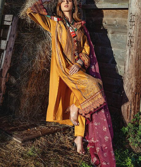 Sobia Nazir Autumn Winter'22 D#02 B