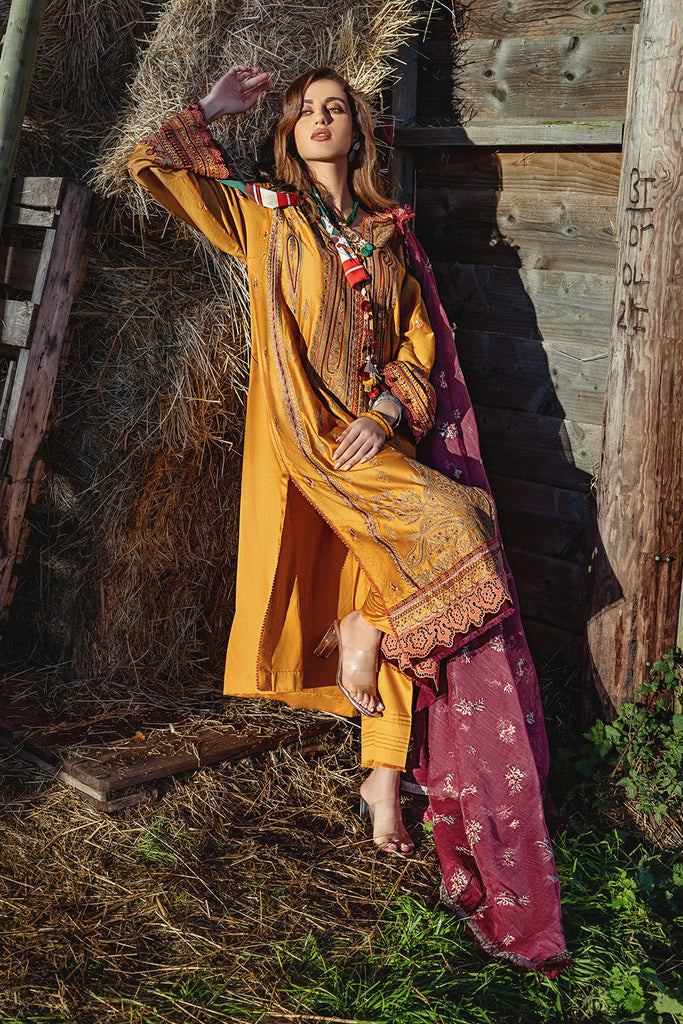 Sobia Nazir Autumn Winter'22 D#02 B