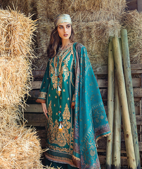 Sobia Nazir Autumn Winter'22 D#07 B