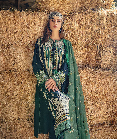 Sobia Nazir Autumn Winter'22 D#02 A