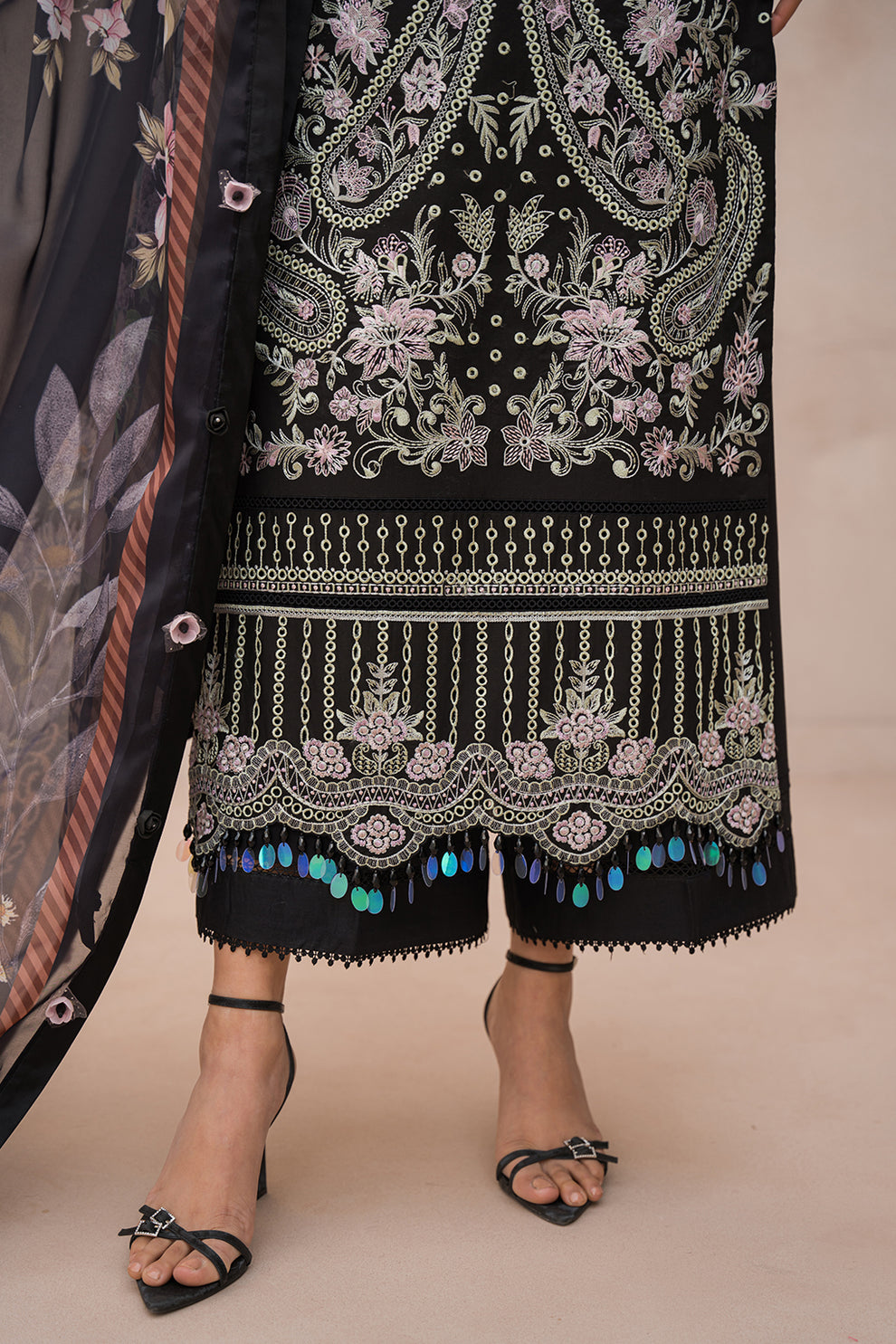 Neeshay Symphony Lawn`24 (Celestial)