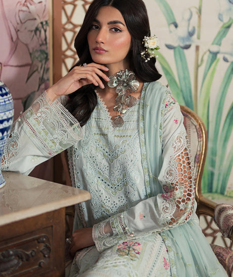 Emaan Adeel Ayra L/Lawn`24 AR#07