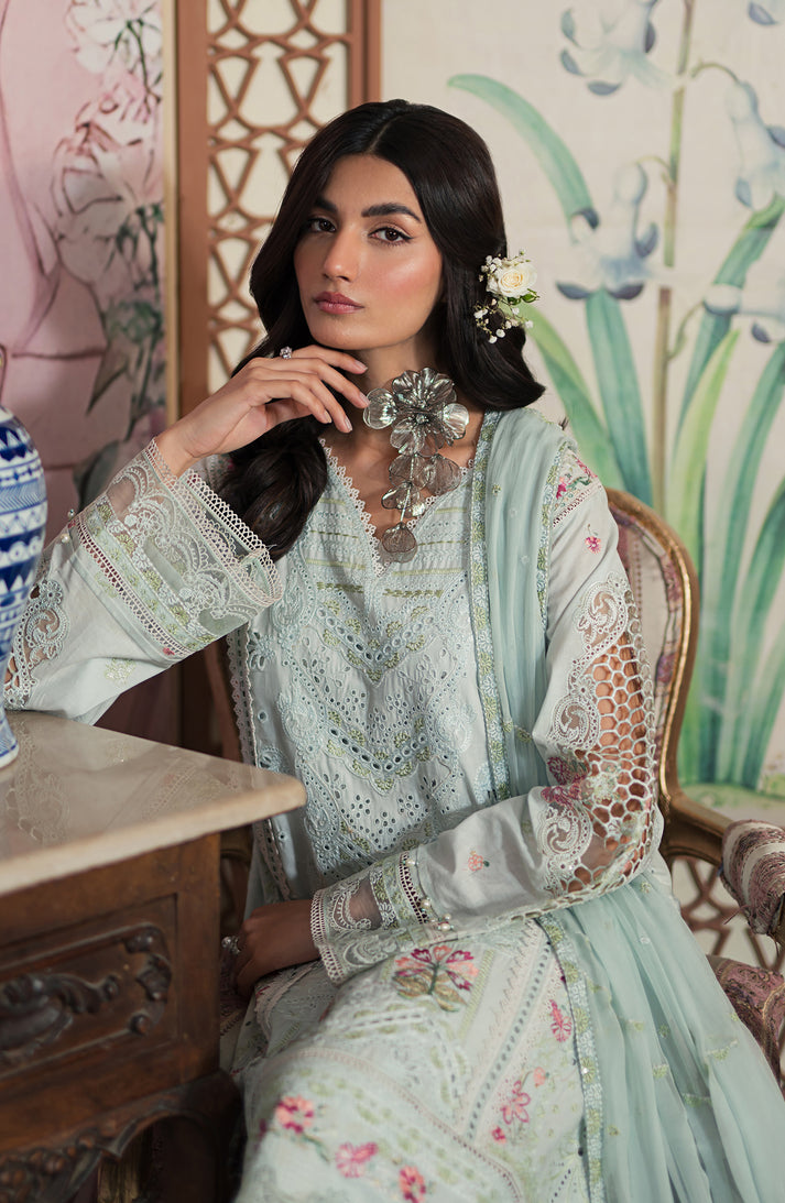 Emaan Adeel Ayra L/Lawn`24 AR#07