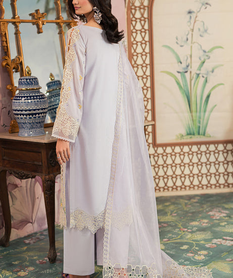 Emaan Adeel Ayra L/Lawn`24 AR#10