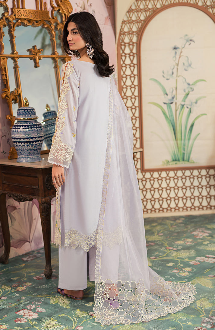 Emaan Adeel Ayra L/Lawn`24 AR#10