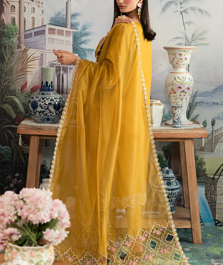Emaan Adeel Ayra L/Lawn`24 AR#06