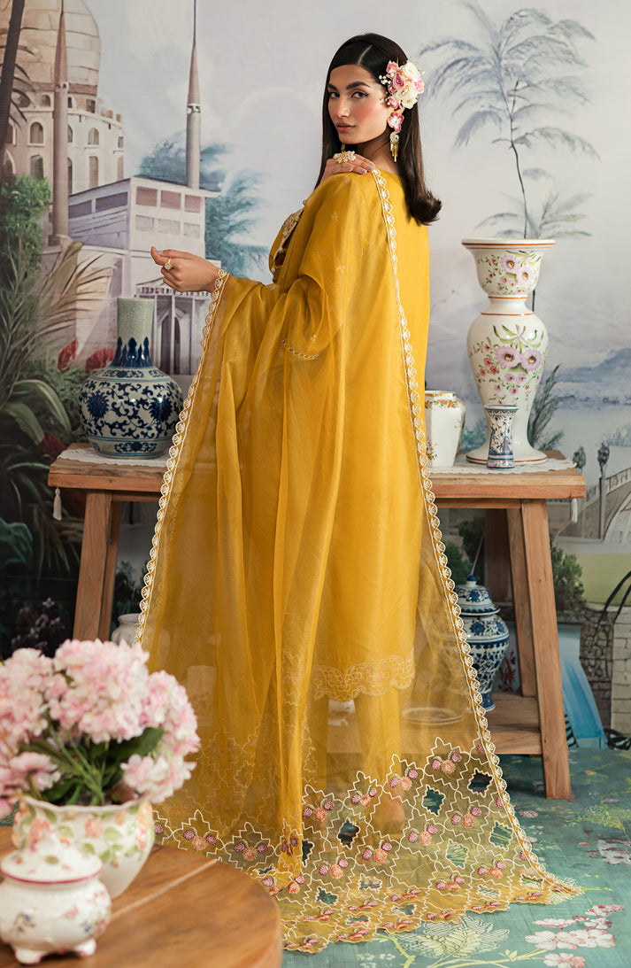 Emaan Adeel Ayra L/Lawn`24 AR#06