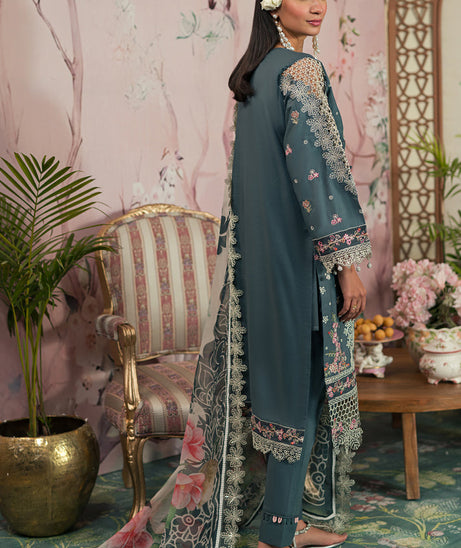 Emaan Adeel Ayra L/Lawn`24 AR#09