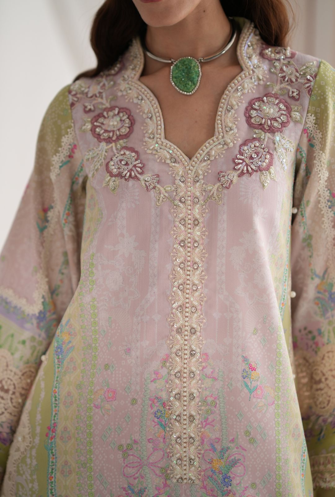 AJR Garden Whispers Silk`25 D#3