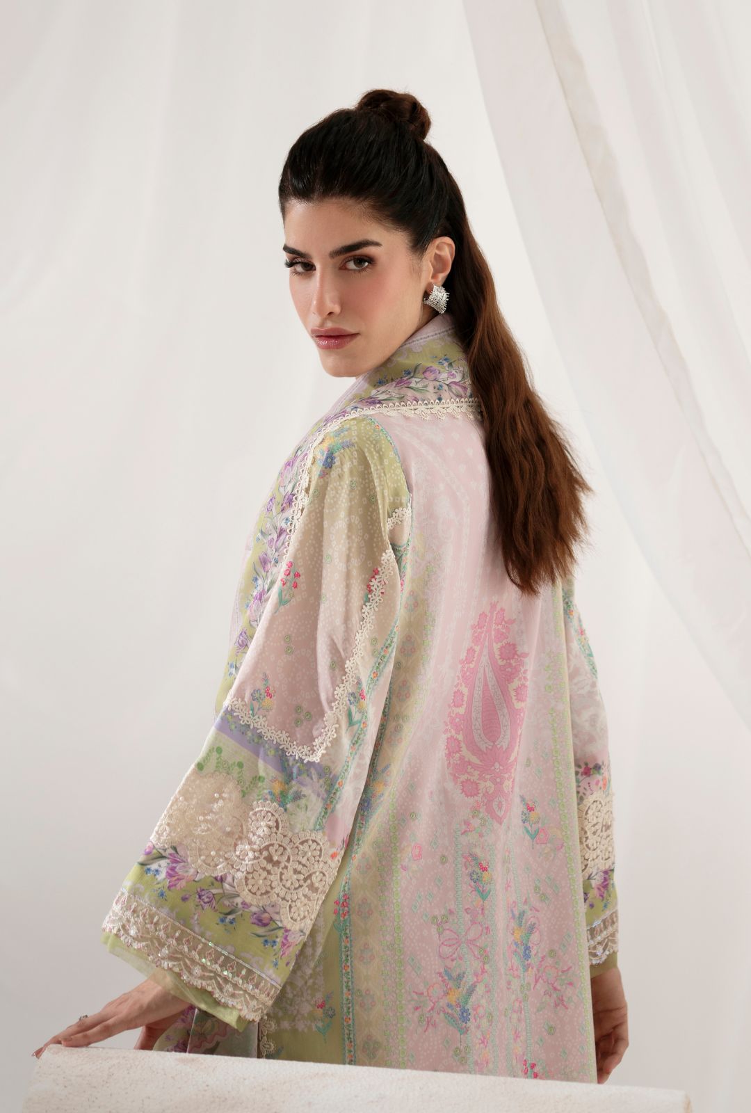 AJR Garden Whispers Silk`25 D#3