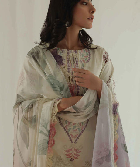 Aabyaan Aarzu Luxury Lawn`22 AA#07