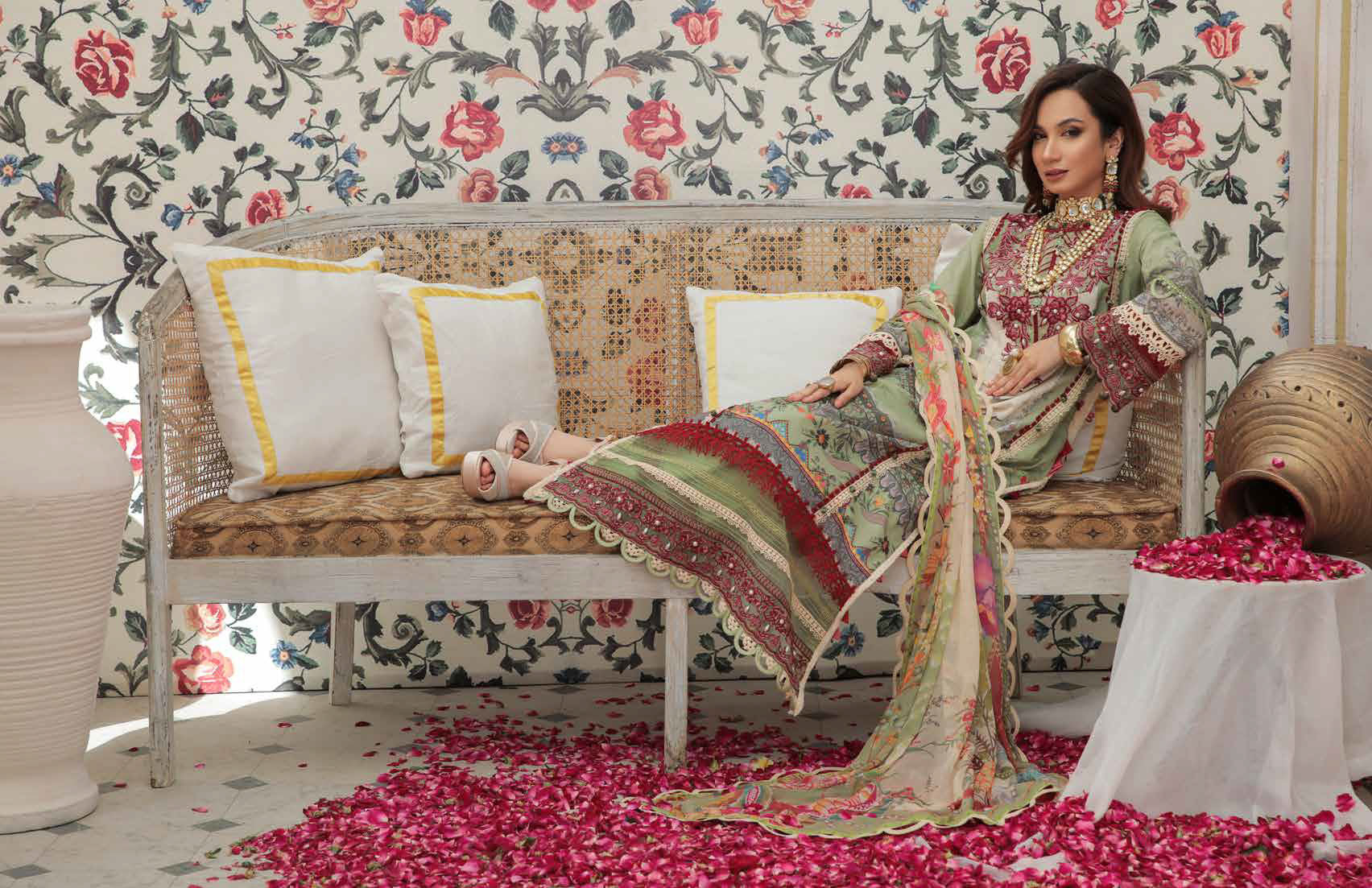 Alif by Ajr Couture Festive Lawn`22 D# 05