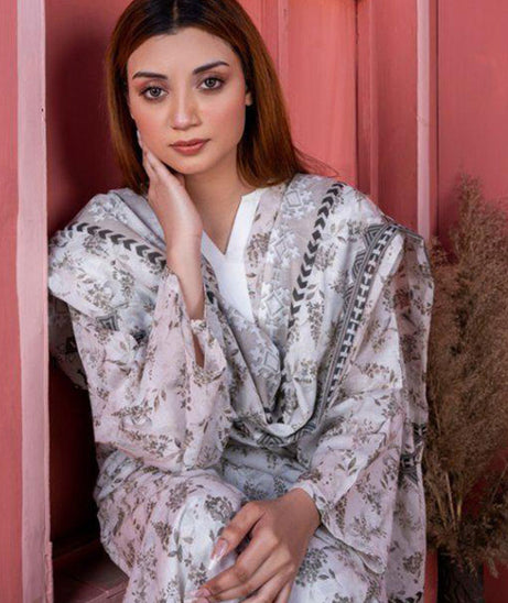 Alishba D/Print Lawn`25 D#359 (Off White)