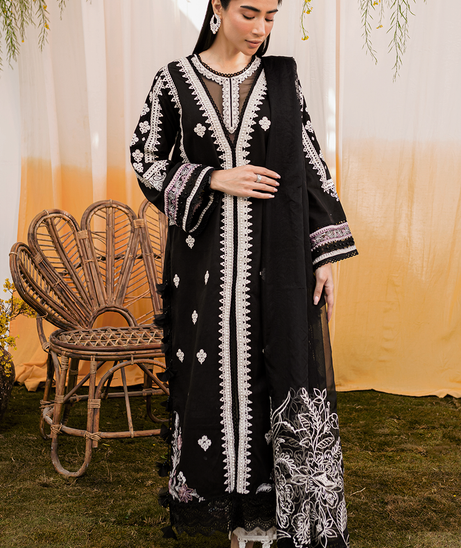 Zoya & Fatima Aman L/Lawn`24 (AMINAH)