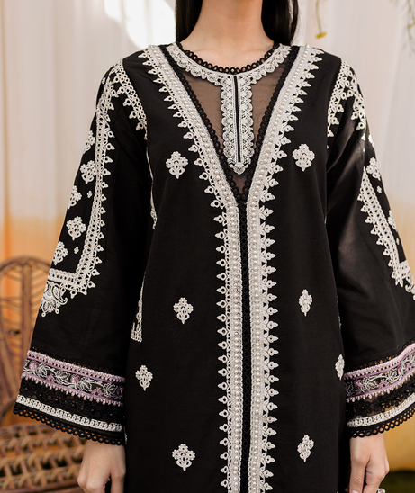 Zoya & Fatima Aman L/Lawn`24 (AMINAH)