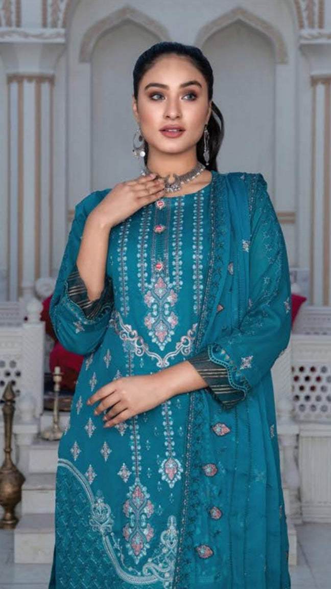 Palwasha Araish Lawn`23 D#8