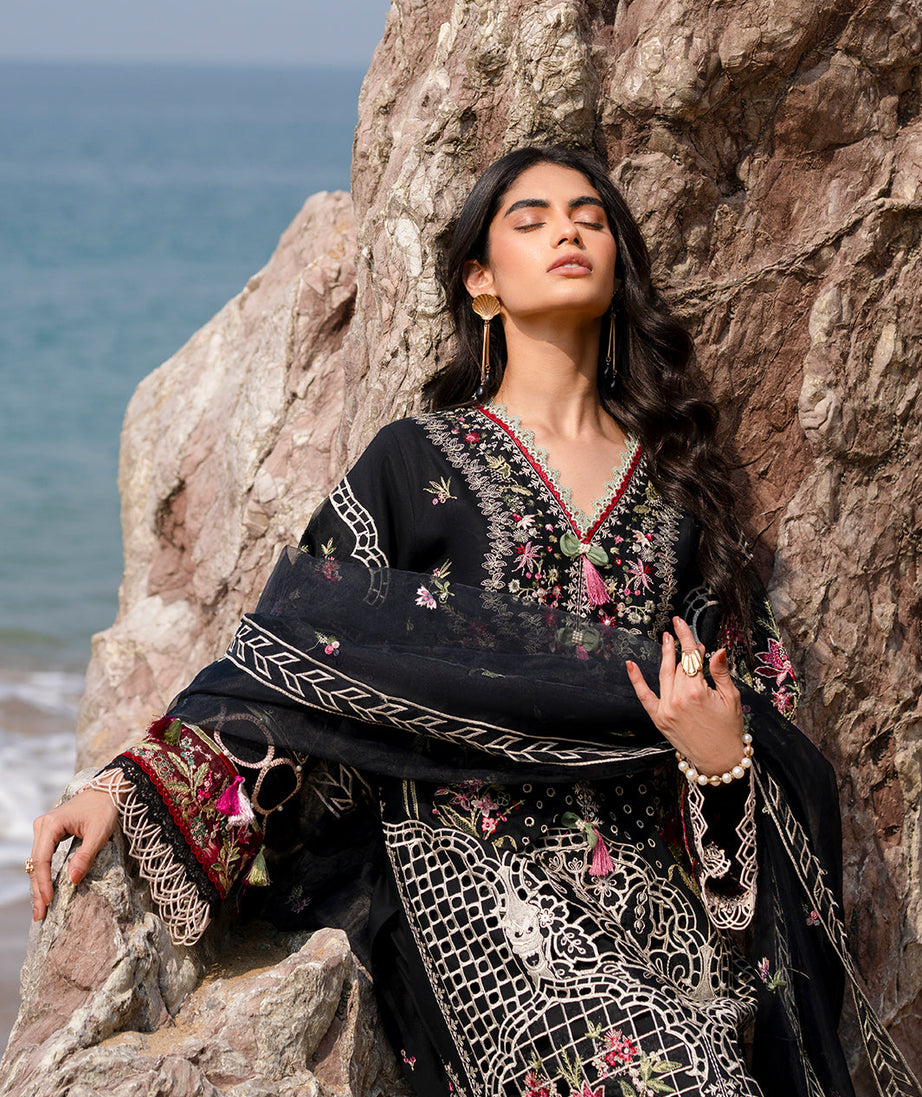 Mahnur Sirene Emb Lawn'25 D#8-A