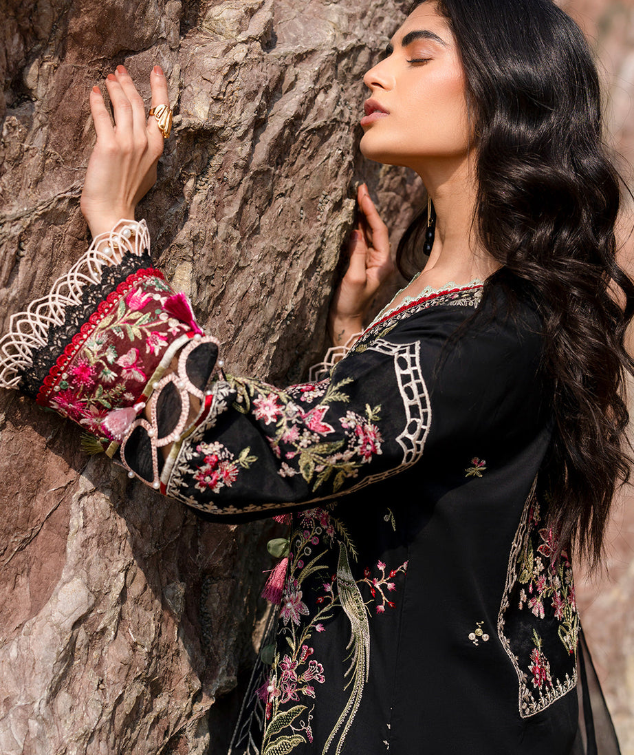 Mahnur Sirene Emb Lawn'25 D#8-A