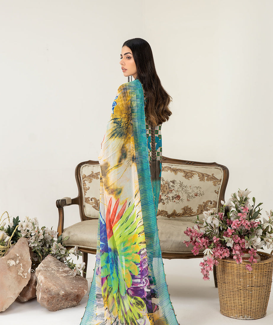 Johra Zarim Emb Lawn`23 JH#167