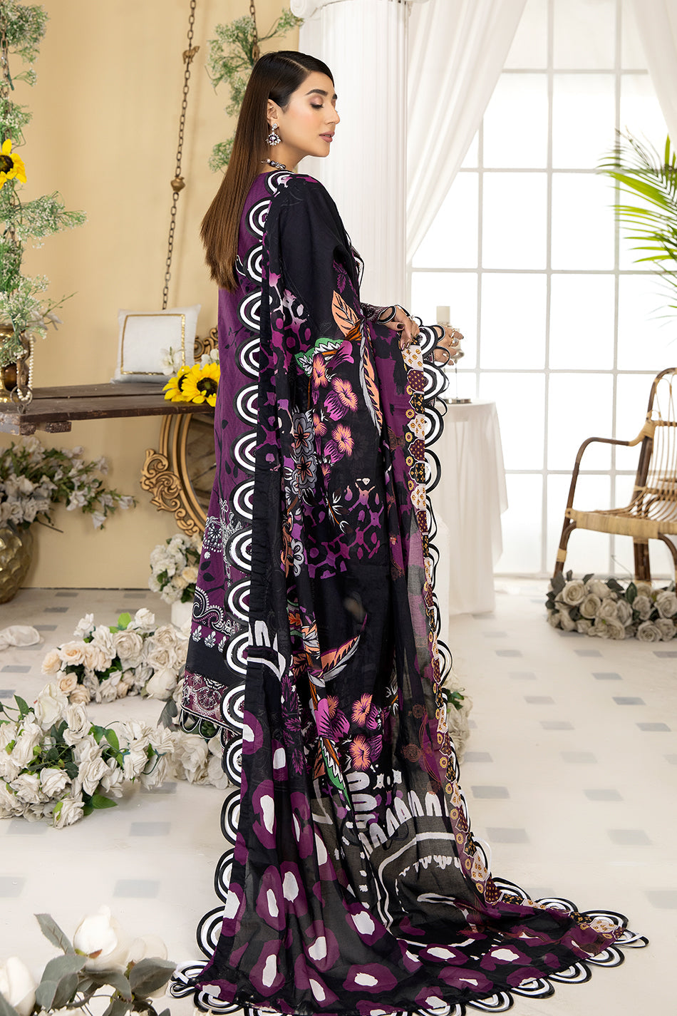 Mirha Dhanak Emb Lawn'22 D#8