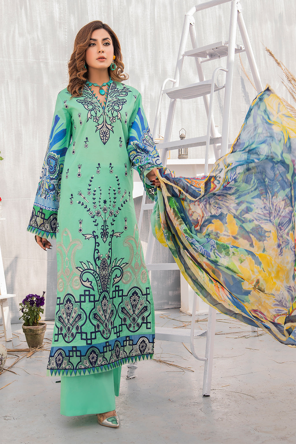 Mirha Mehr Lawn`22 (Ufaq)
