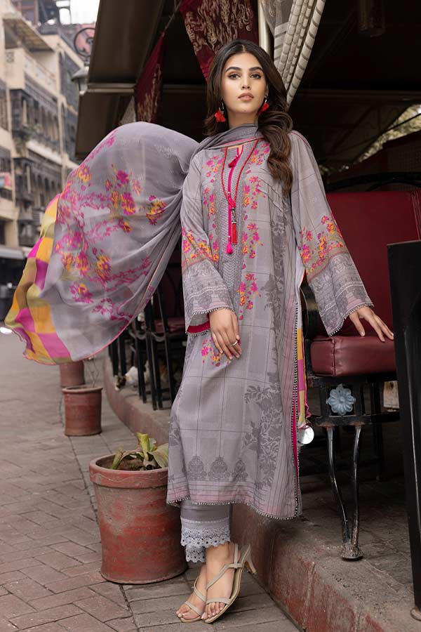 BR Charizma Beyond C-Prints Colours`23 CP#03