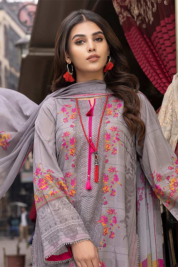 BR Charizma Beyond C-Prints Colours`23 CP#03