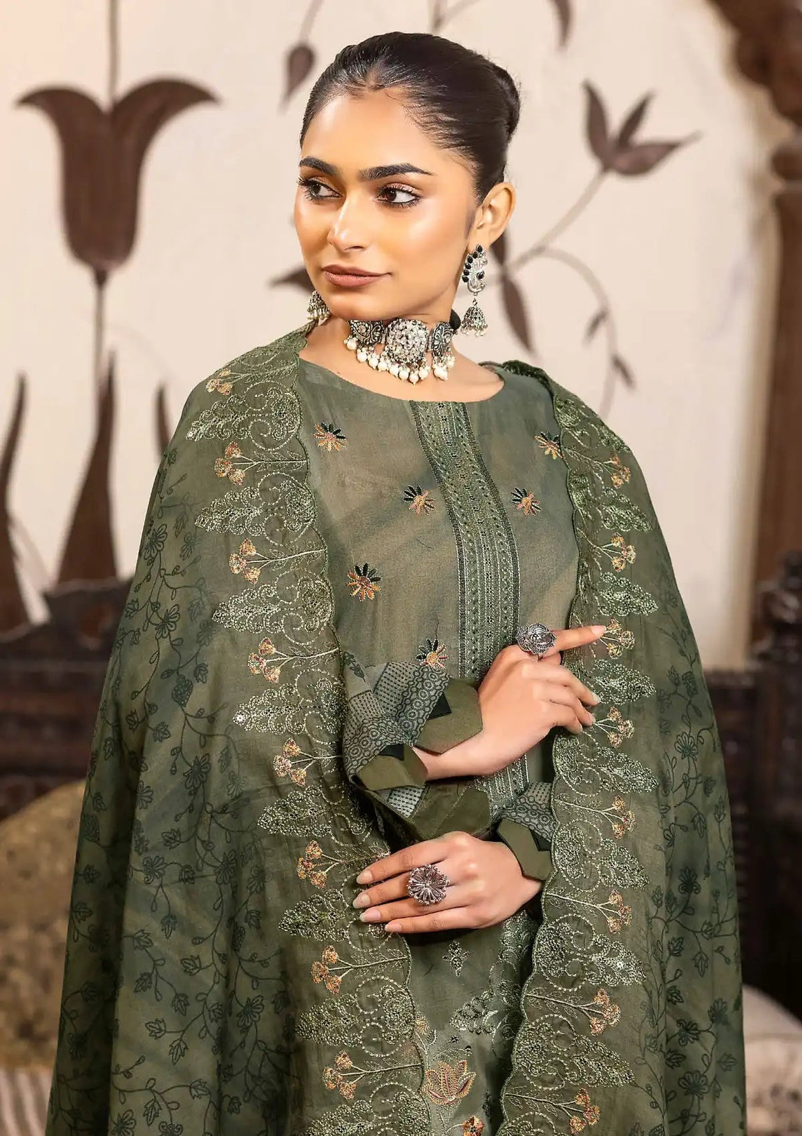 BR Noor-E-Jahan Lawn'24 D#04