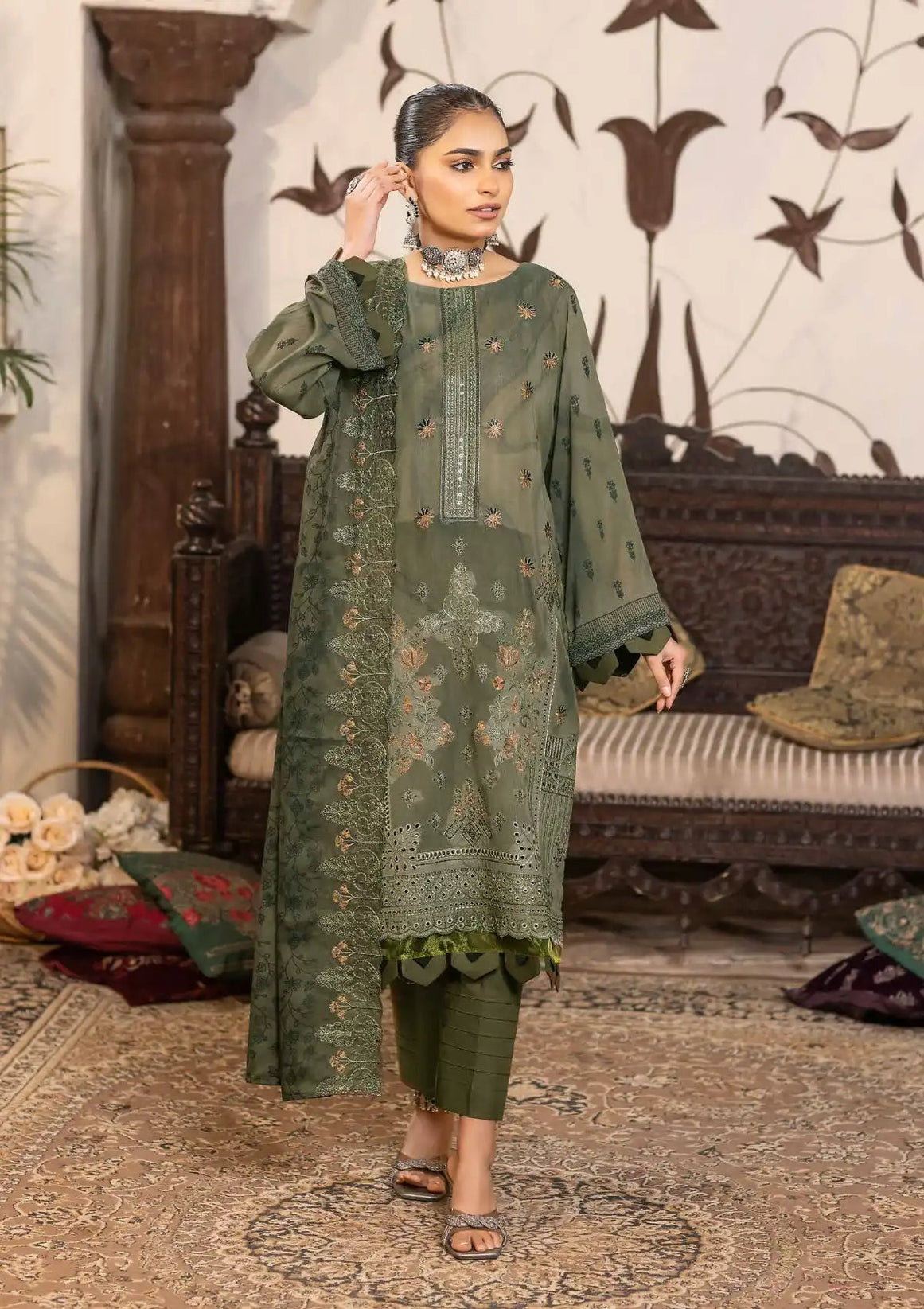 BR Noor-E-Jahan Lawn'24 D#04