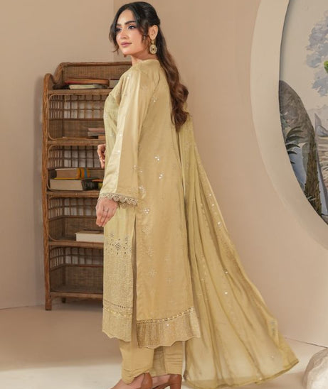 BR Nisha Luxury Lawn`26 D#01