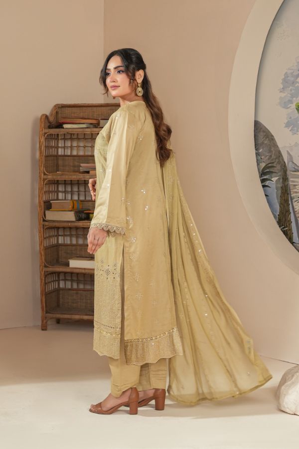 BR Nisha Luxury Lawn`26 D#01