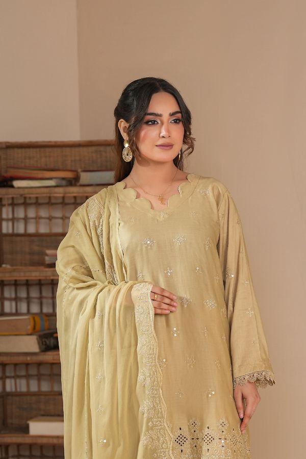 BR Nisha Luxury Lawn`26 D#01