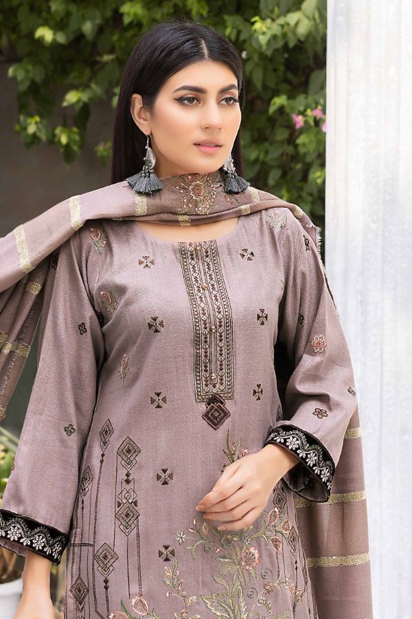 BR Pur Kashish Emb Peach`24 D#07