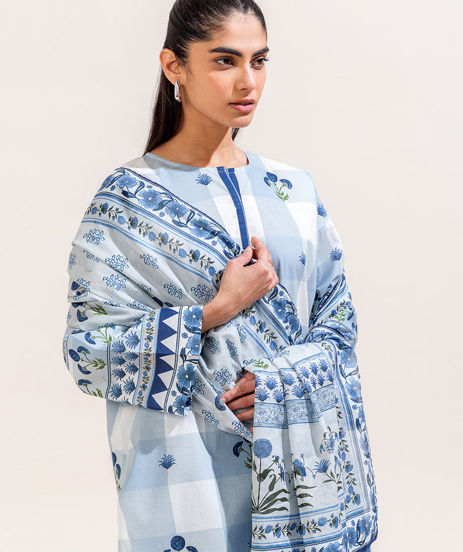 Beech Tree Summer Lawn'25 BT#6047