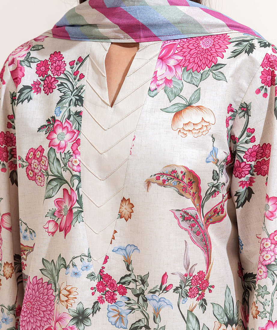 Beech Tree Summer Lawn'25 BT#6048