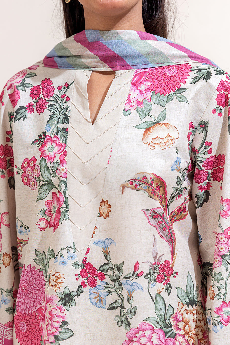 Beech Tree Summer Lawn'25 BT#6048