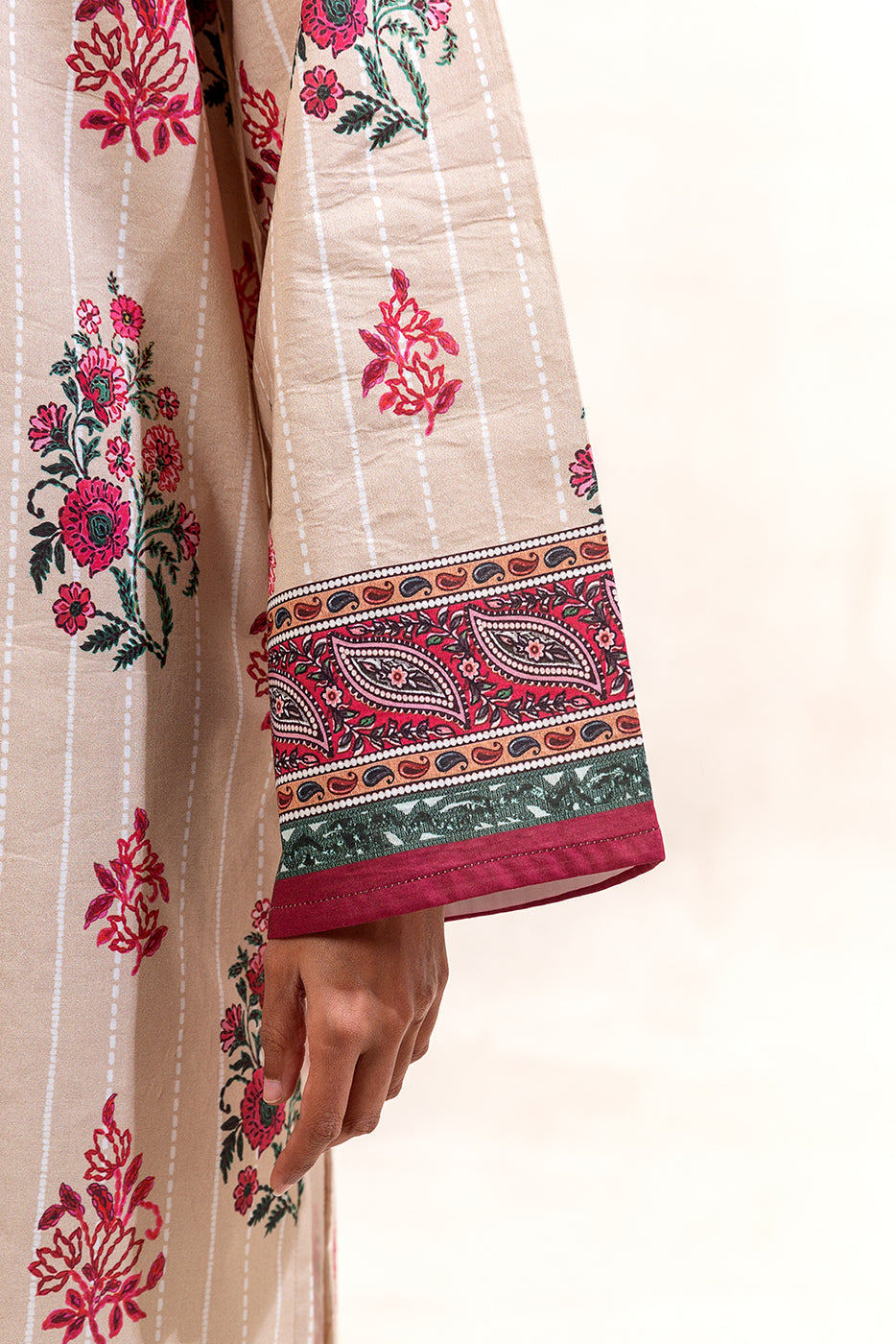 Beech Tree Summer Lawn'25 BT#6052