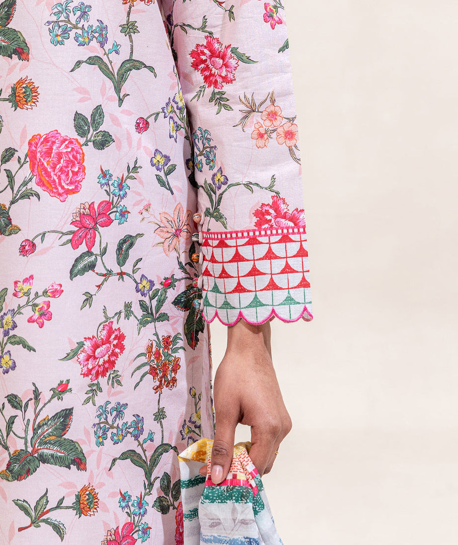 Beech Tree Summer Lawn'25 BT#6053