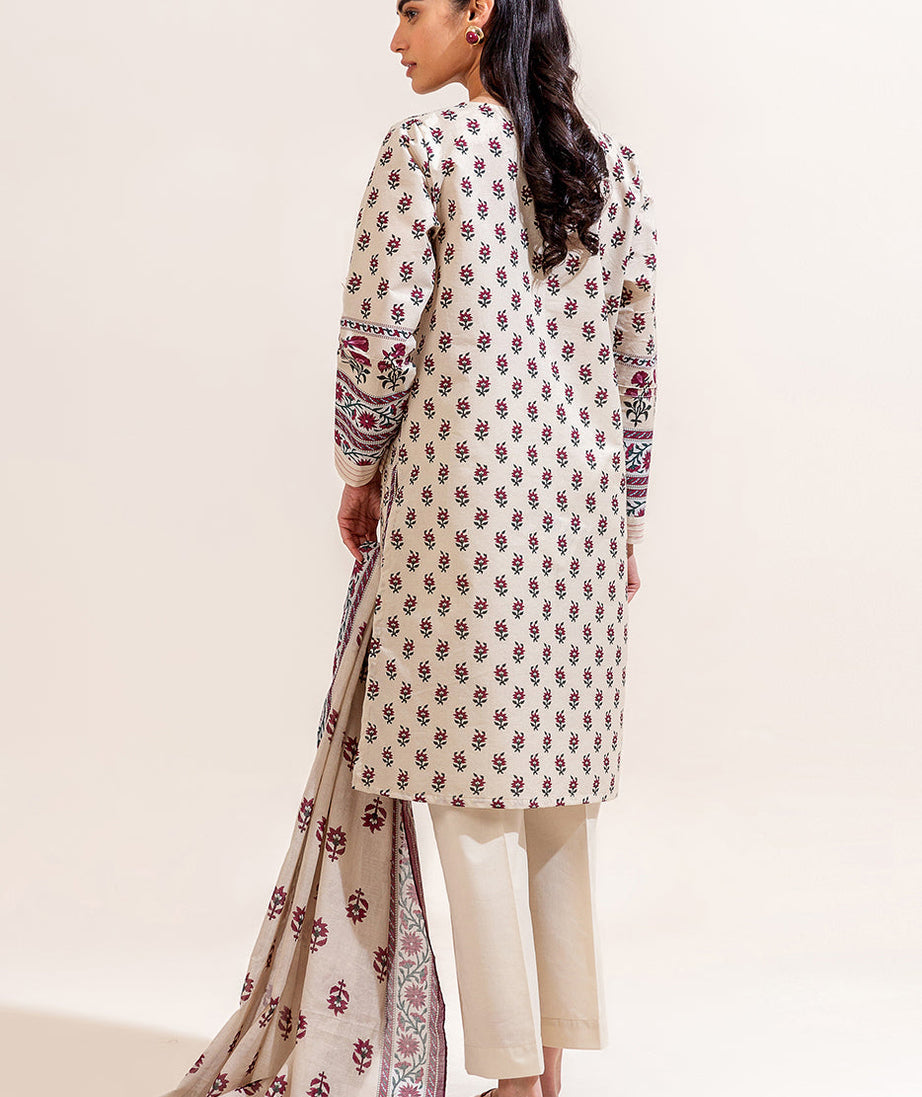 Beech Tree Summer Lawn'25 BT#6055