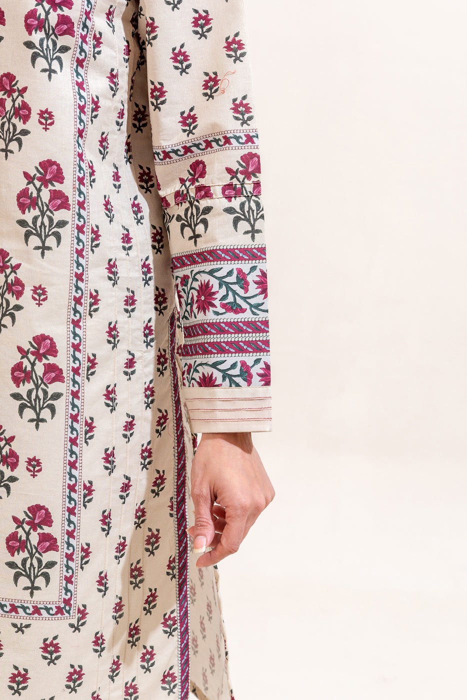 Beech Tree Summer Lawn'25 BT#6055