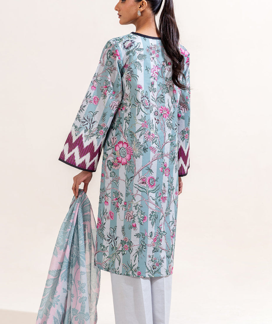 Beech Tree Summer Lawn'25 BT#6060