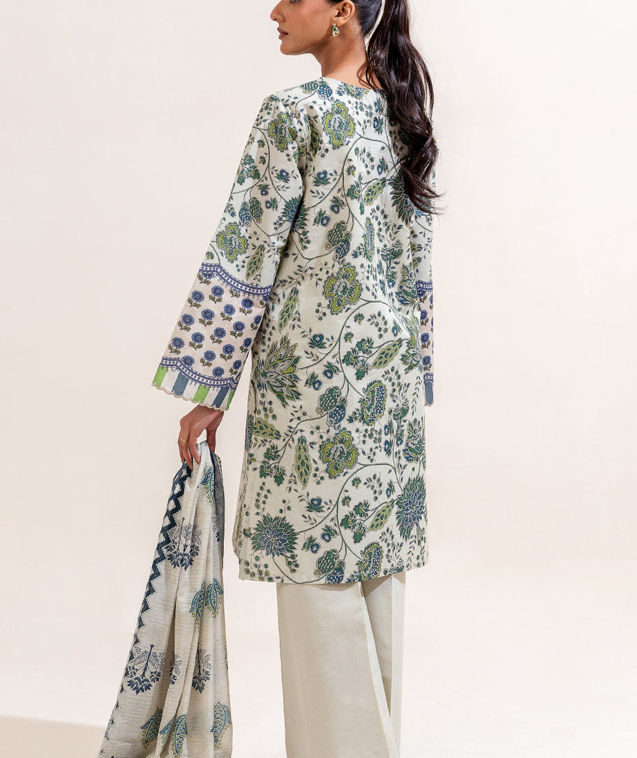 Beech Tree Summer Lawn'25 BT#6061