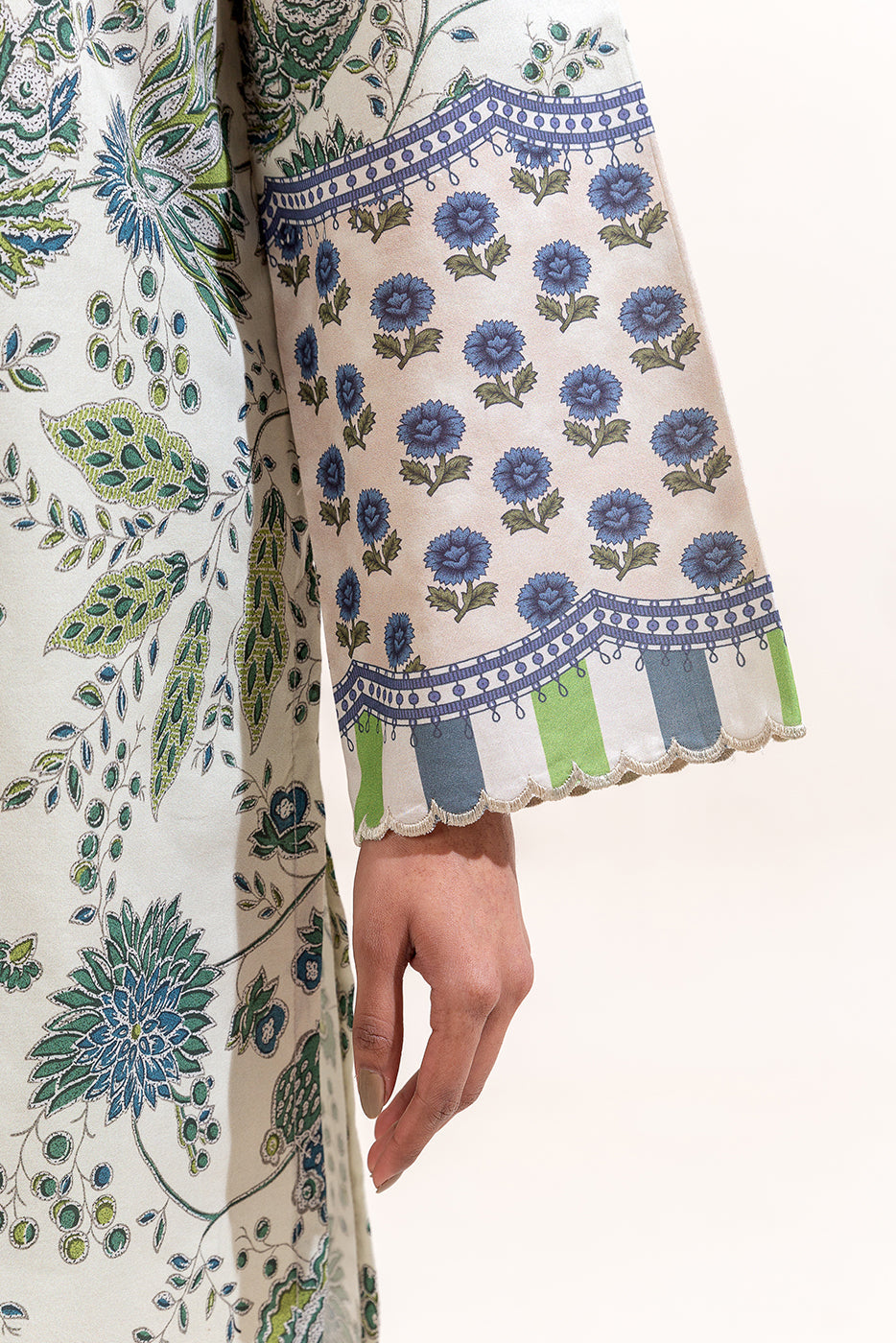 Beech Tree Summer Lawn'25 BT#6061